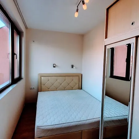 Salt Lake Apartments *