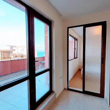 Salt Lake Apartments *
